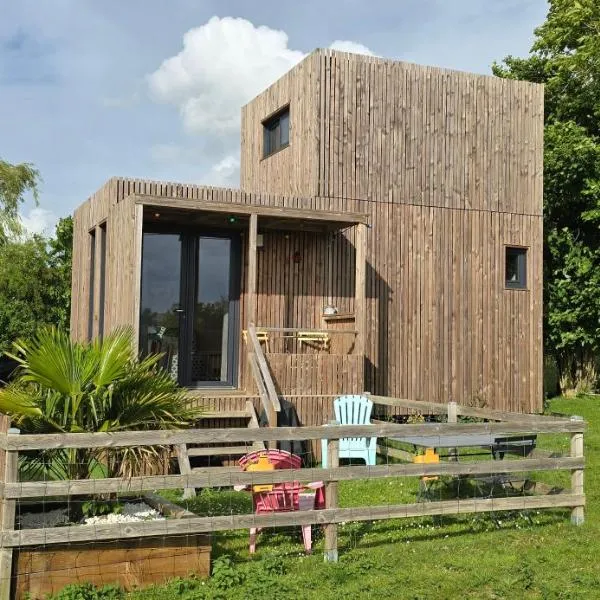 Agréable Tiny house à la campagne、Coulombsのホテル