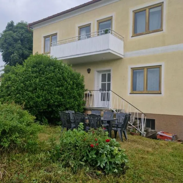 Villa Auszeit, hotel v destinaci Kleinpöchlarn