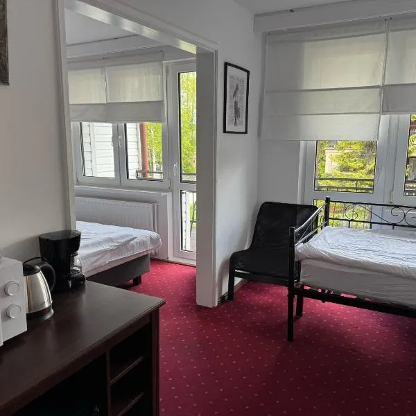 Willa Barbara Rooms and Apartments, hotel a Jastrzębia Góra