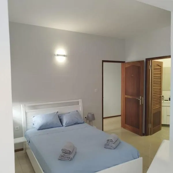 Residencial Alto do Fortim, hotel v destinaci Mindelo