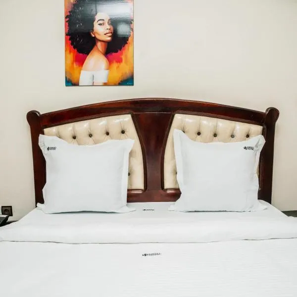 Viesnīca Regal Hotel Douala pilsētā Duala