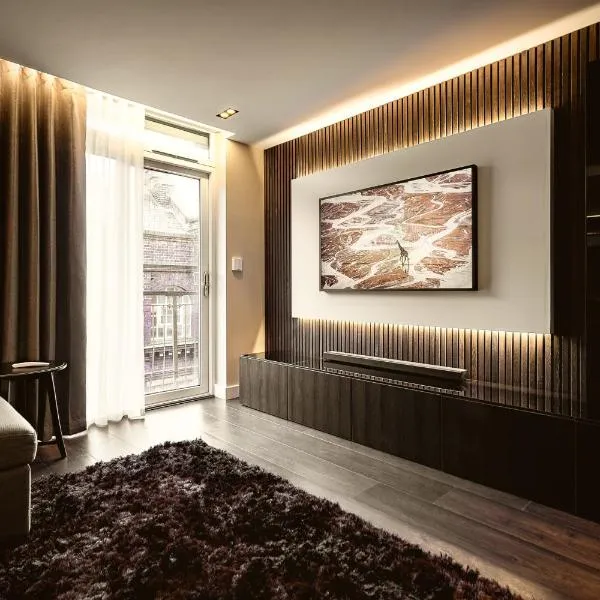 The Acacia, Luxury with Private Balcony + Parking, hotel din Leicester