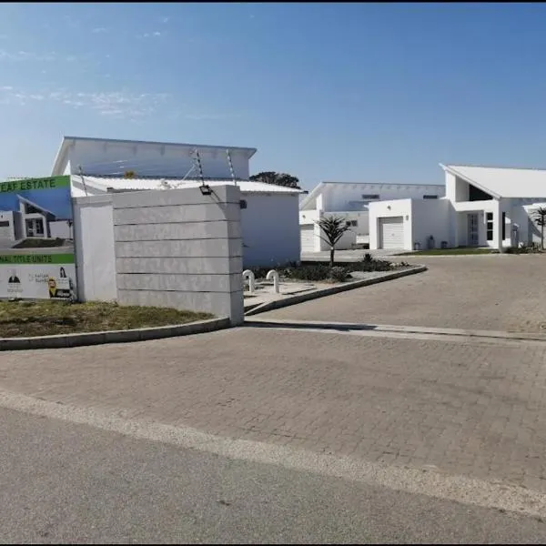 Executive Stay near airport & shops, Hotel in Gqeberha