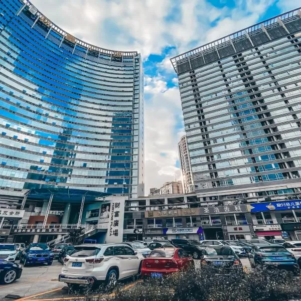 深圳多维公寓车公庙店，位于深圳的酒店