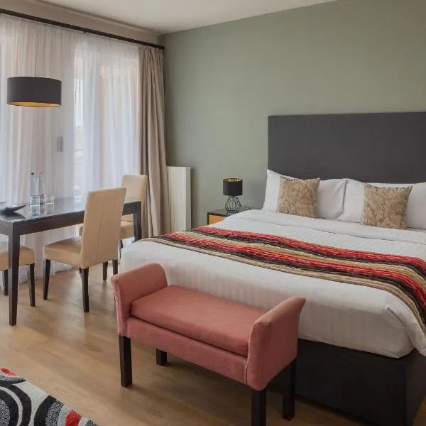 Escala Hotel & Suites, hotel v Budapešti