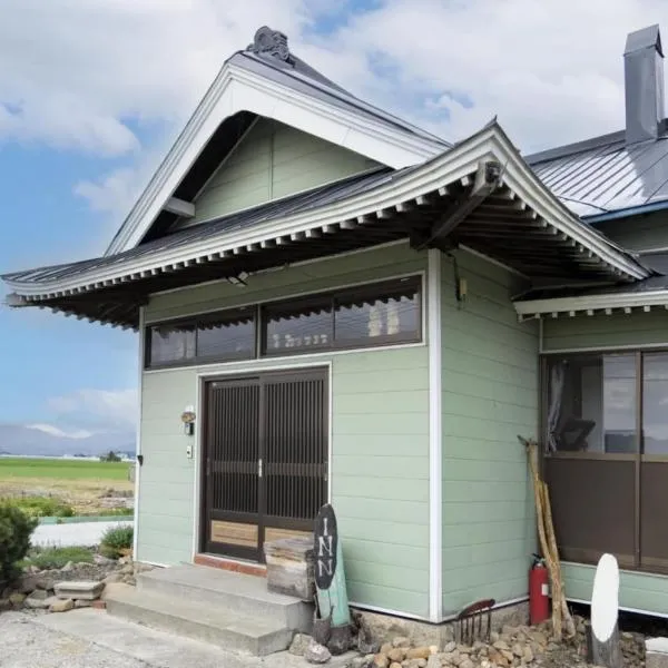 スキー場まで15分ー最大10人ーお餅つきー流しそうめんー花火ー五右衛門風呂ー心と身体が元気になる古民家民泊ーオモテナシロッジ悠遊, hotelli kohteessa Nakafurano