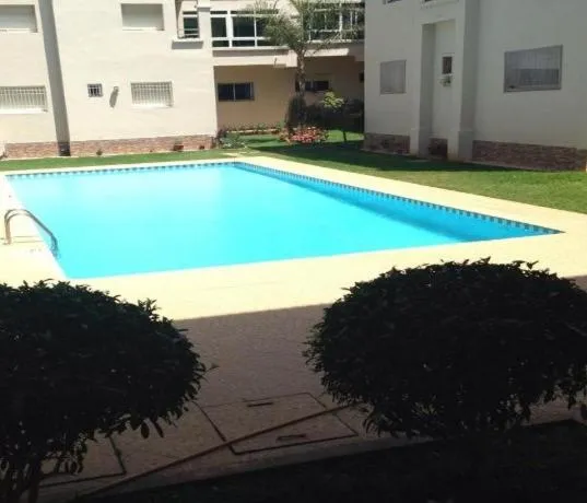 Résidence luxueuse de Vacances avec 2 piscines à Harhoura Rabat - Temara, hôtel à Harhoura
