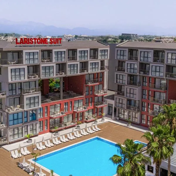 Laristone Suite Spa Hotel、アンタルヤのホテル