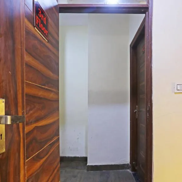 Swastik residency Laxmi Nagar by Twamev, hotel in New Delhi