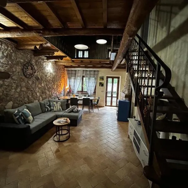 Chalet Il Ballatoio, hotel in Rocca di Botte