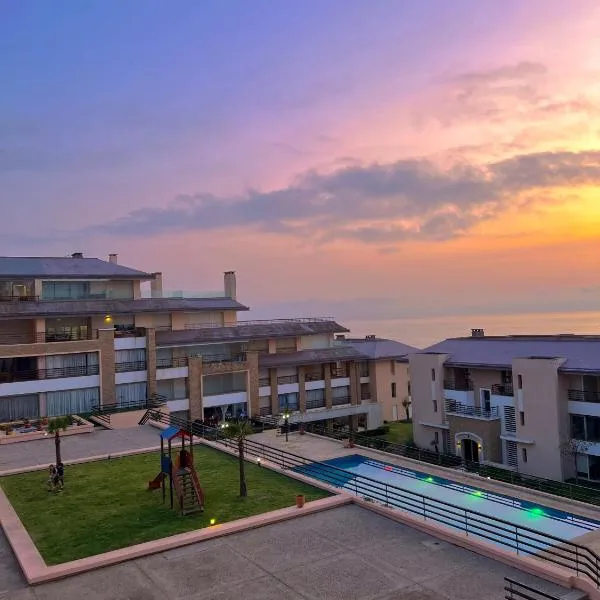 Évasion de Rêve Luxe, Mer et Calme à la Plage des Nations, Rabat, hotel in Oulad Akkou