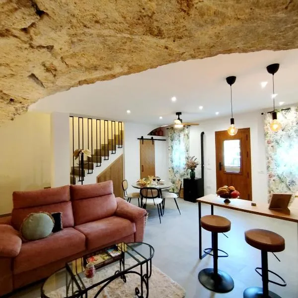 Casa Cueva Las Chicas del Puente: Setenil'de bir otel