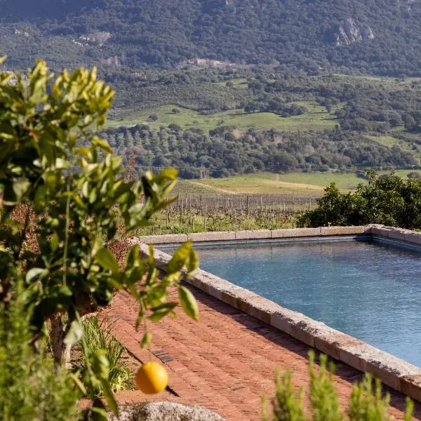 Le Hameau de Saparale – hotel w mieście Sartène