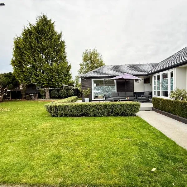 Cozy and sunny room near City To Seapath, hotel en Christchurch