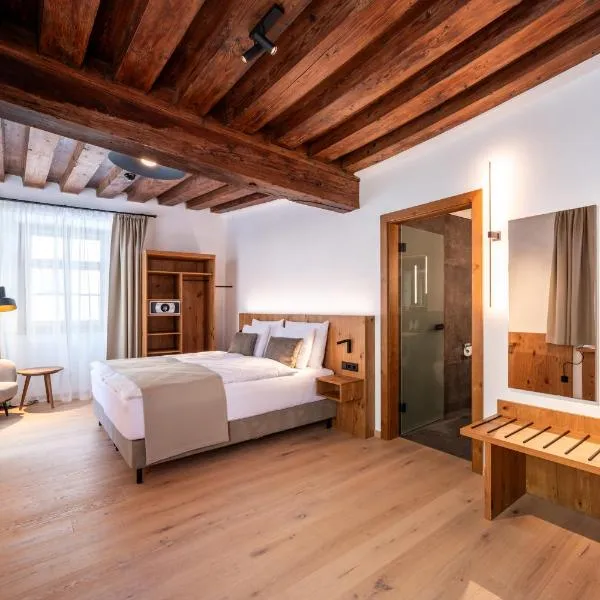 Hotel Traube Rattenberg, hotel in Rattenberg