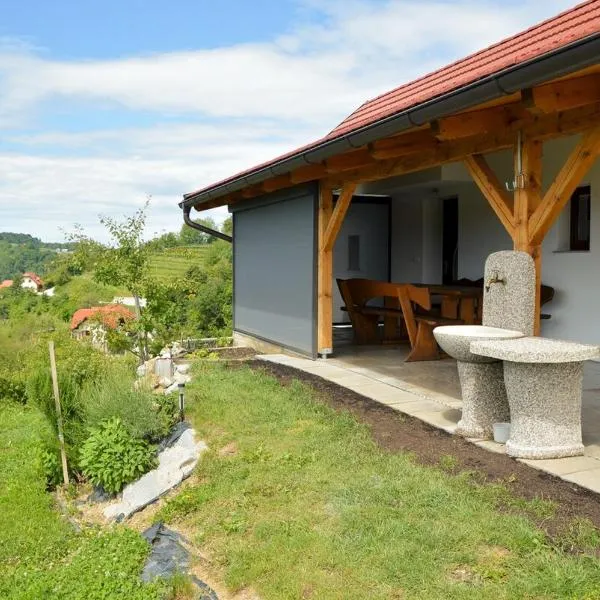 Gold Wine Estate, hotel em Podlehnik