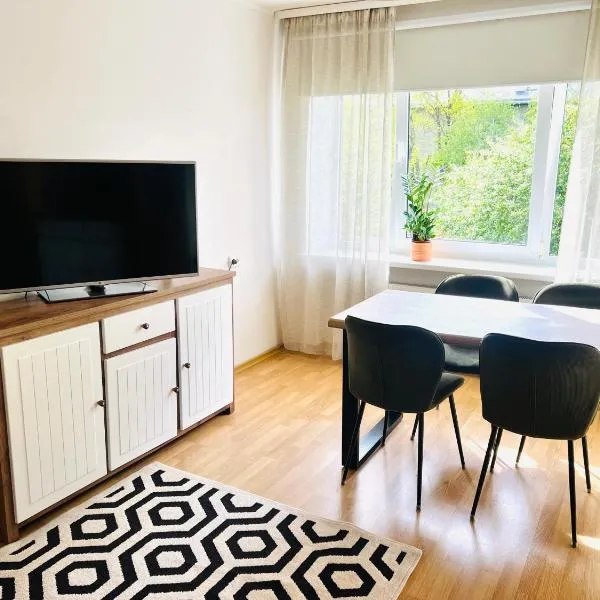 City center & Airport Stay, hotel in Tallinn