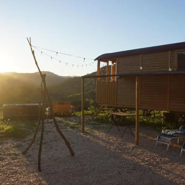 Finca la montaña roja, ξενοδοχείο σε Almogía