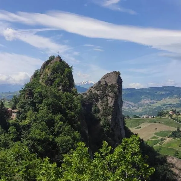 Casa Il Nocciolo, hotel in Rocca Malatina