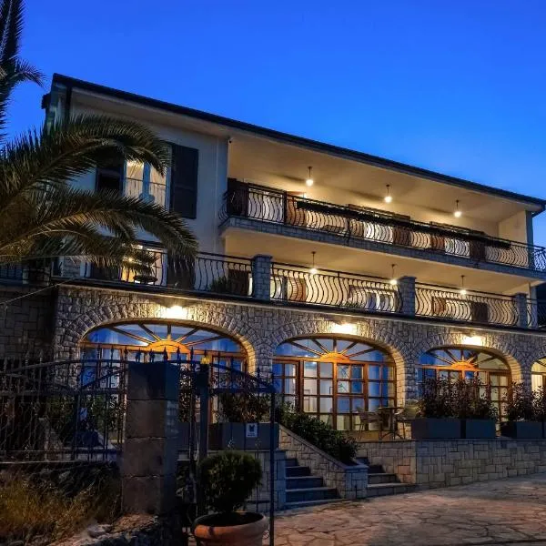 Villa Klarić - Bed & Breakfast, hôtel à Lovran