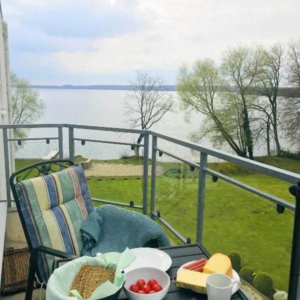 FeWo SaMa, Balkon zum Plöner See, ξενοδοχείο σε Ascheberg