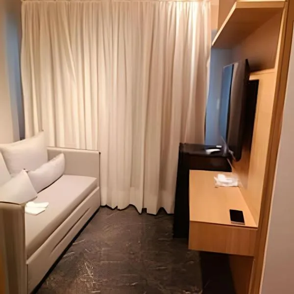 Canal 3 lado da praia e R da Paz, hotel in Santos