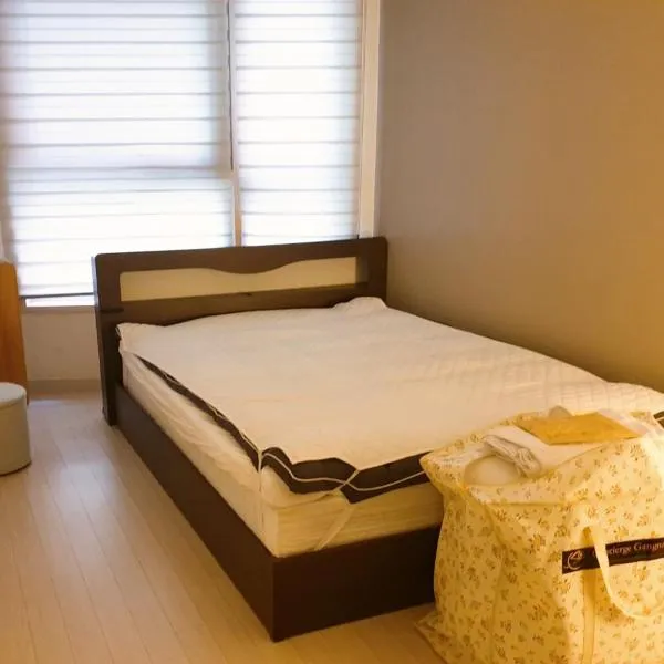 2519#Gangnam Urban Vogue Suites #Top-rated Unit # All-New Furniture & Peaceful Vibe#Sinnonhyeon 1min, hotel din Seul