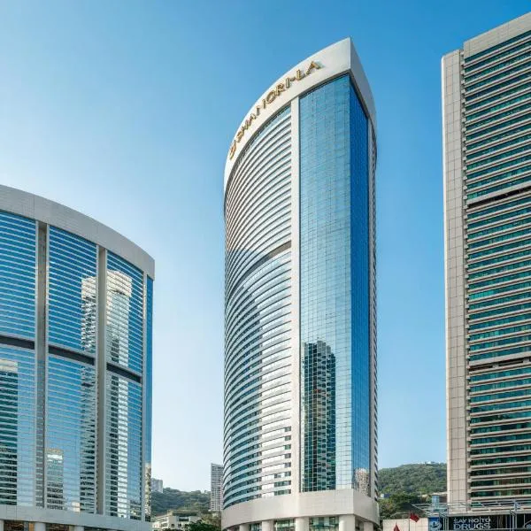 Island Shangri-La, Hong Kong, hotel v Hong Kongu