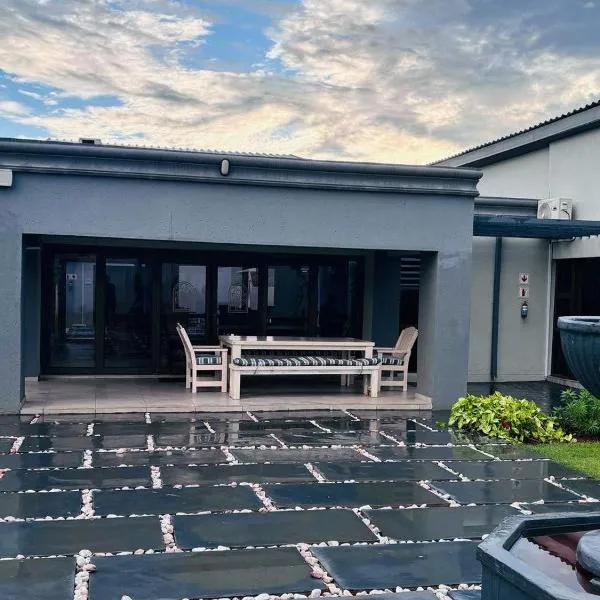 Pula Nala Lodge Bed & Breakfast, hotel em Rustenburg