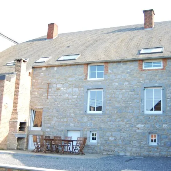 Gîte de la Fontaine, hotel in Beauraing