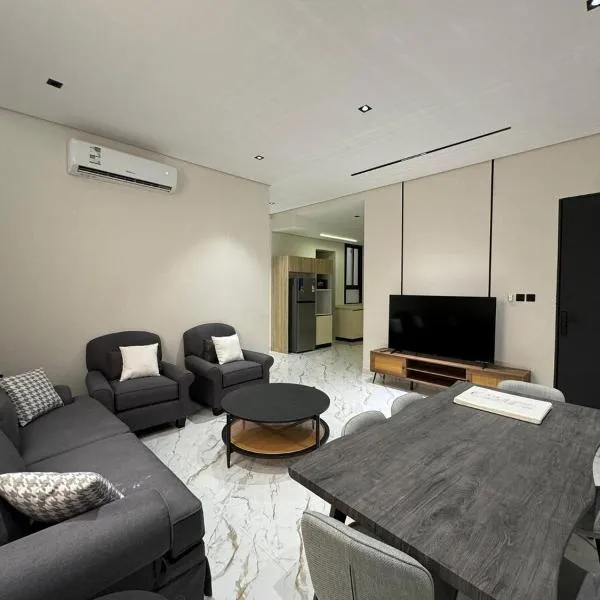 3-Bedroom Spacious Apartment - 3B, hotel en Riad