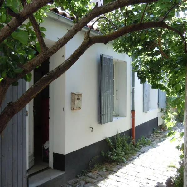 Charmante Maison Saint-Martin-de-Ré, hotel in Saint-Martin-de-Ré