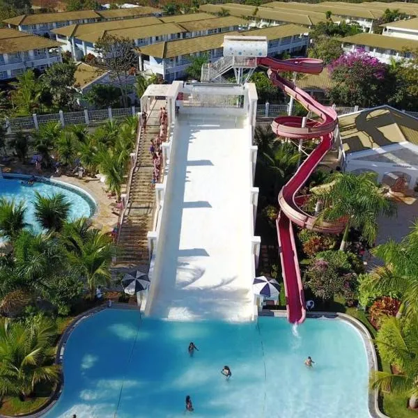 Lacqua DiRoma Park Aquatico 24h com cozinha g, hotel in Caldas Novas