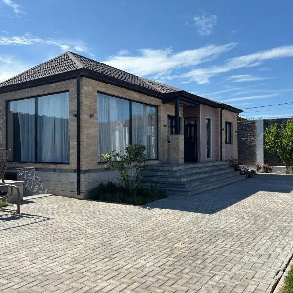 PoolSummerHouse, hotel v destinaci Baku
