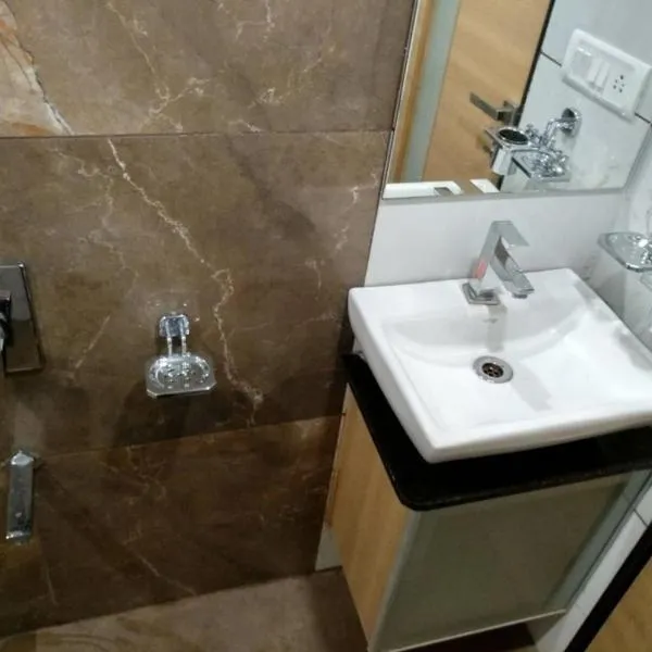 Gtois TIRUPATI, hotel v destinaci Súrat
