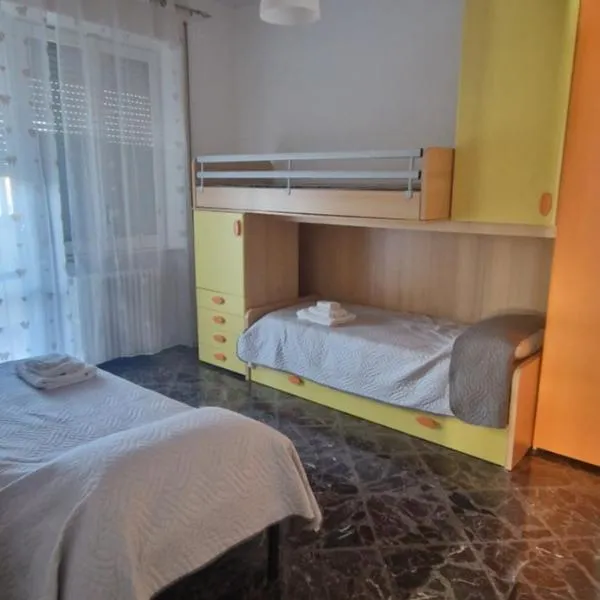 Cristal Appartament, ξενοδοχείο στο Μπρίντιζι