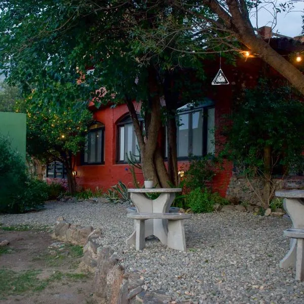 Posada serrana boutique con excelentes vistas cerca de arroyos y senderos y a 5 minutos de Merlo, hotel v destinaci El Rincón