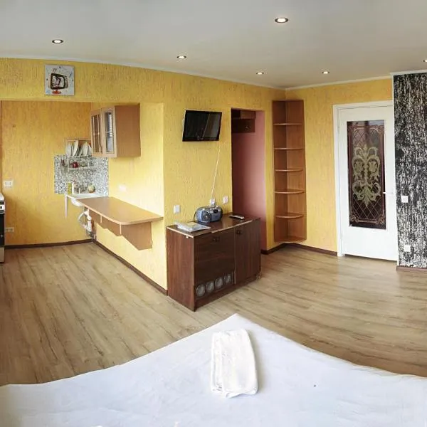 Apartament Erfolg 3, hotel in Daugavpils