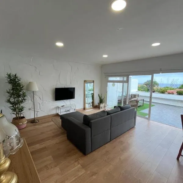 Sunset bungalow Oceanfront Relax, hotel in Los Realejos