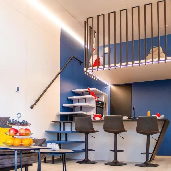 TINY 4 YOU - Ihre stilvollen TINY-Häuser am Bodensee, hotel in Hörbranz