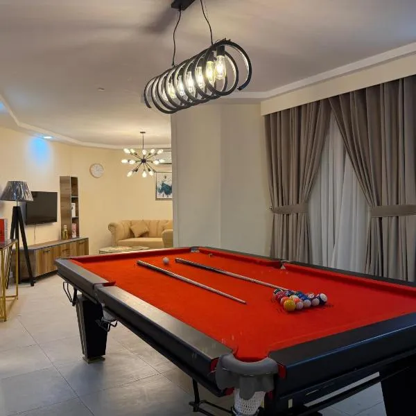 DownTown Apartments Gulberg, hotel in Lahore