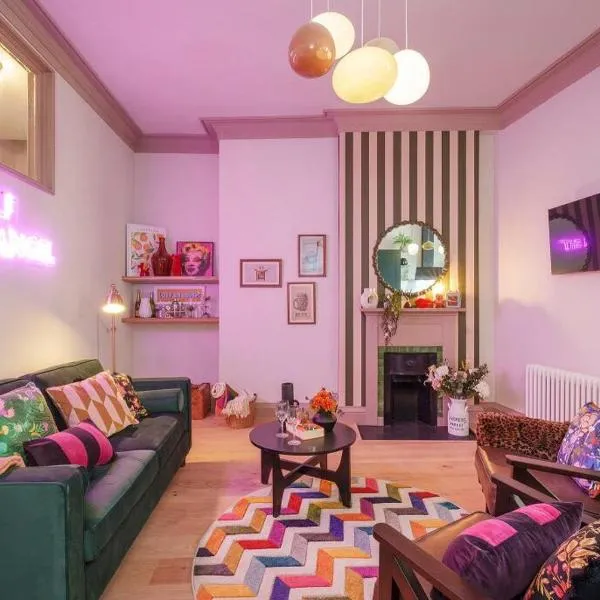 The Half Angel apartment at The Bank of England, Hotel in Bristol