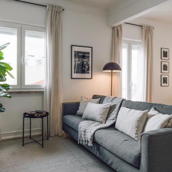 Barnett - 2 bedrooms and balcony in Campolide, Lissabon