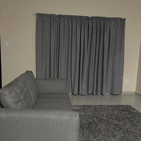 Self Catering 2 Bedroom Apartment, hotel in Matsapha