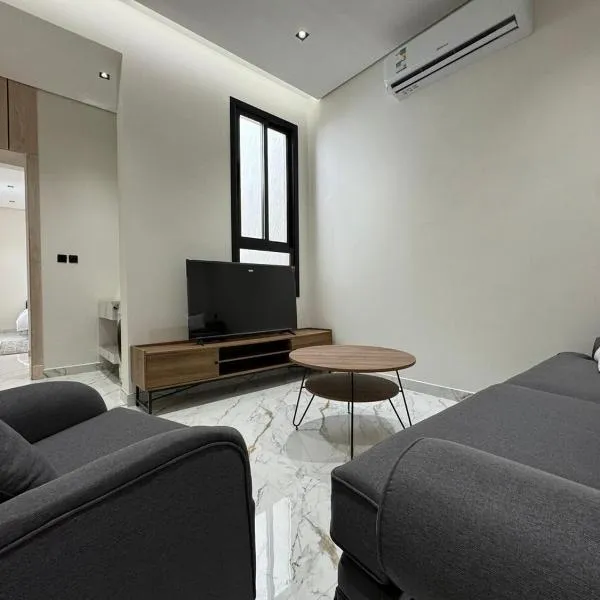 2-Bedroom with Outdoor Patio - 5B, hotel in Riyadh