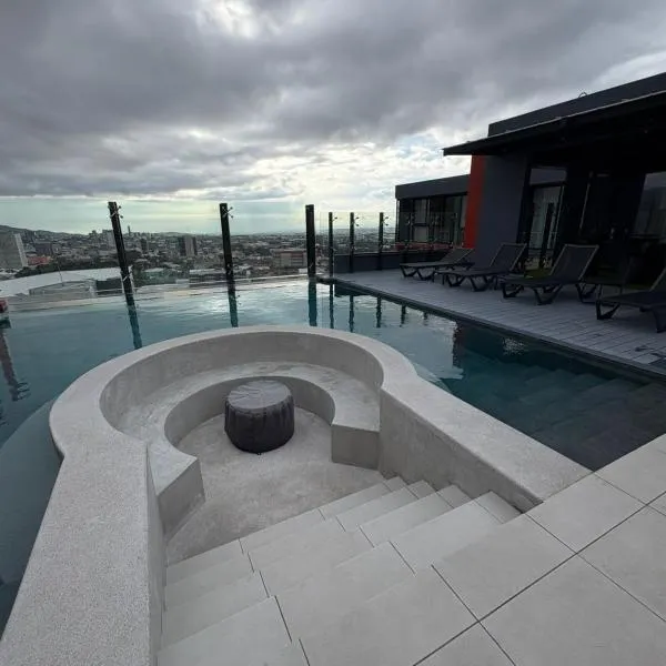 Excellent location, beautiful apartment, hotel in San José