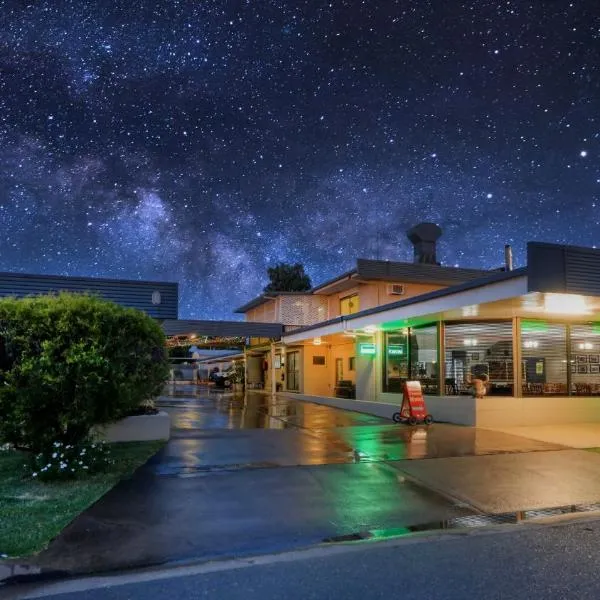 Biloela Centre Motel & Grevillea Steakhouse & Bar, hotel in Biloela