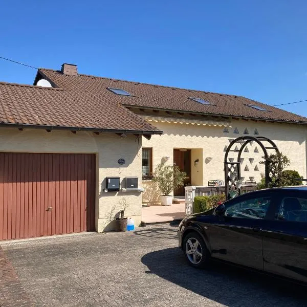 Country Side Family Home, hôtel à Nentershausen