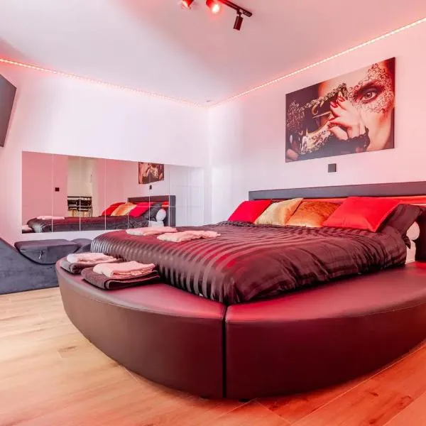 LoveRoom avec balnéo privative, hôtel à Flémalle-Grande