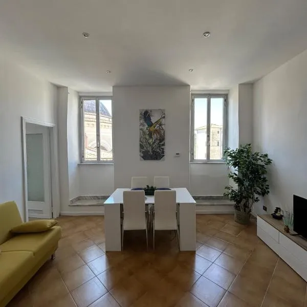 La vista sulla Piazza, Hotel in Ariccia